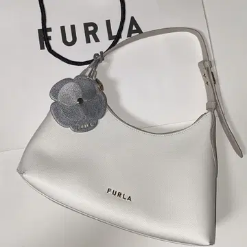 레어 FURLA 숄더백 화이트 플라워 참 포함