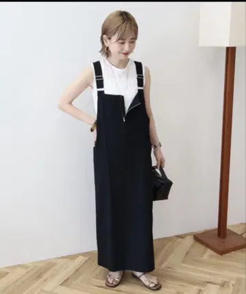 오버롤 스커트 [ WEB 한정판 ] 린넨 블렌드 I라인 오버롤 스커트