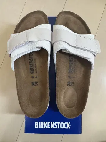 BIRKENSTOCK 화이트 샌들 38