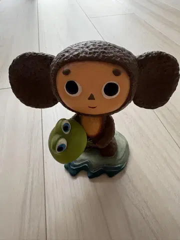체부라시카 피규어