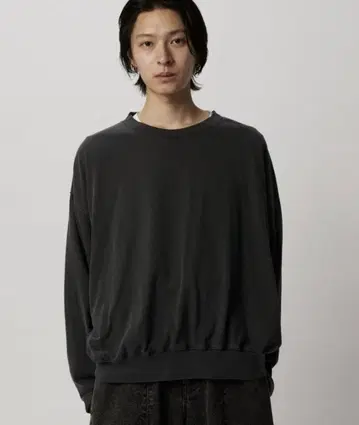 Lui's 루이스 피그먼트 루즈핏 롱T