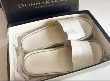 희귀 DONNA KARAN 가죽 통굽 샌들 다나캐란 빈티지