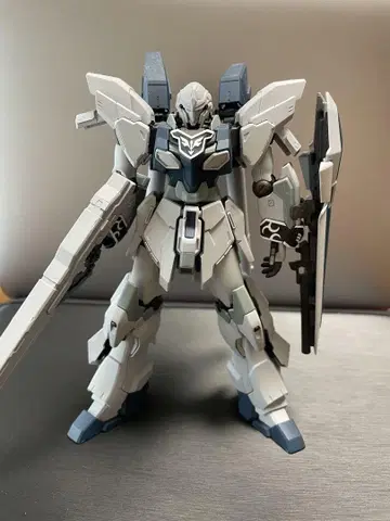 HGUC 시난주 스타인 (내러티브 Ver.) 도색 완료
