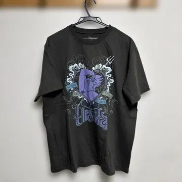 디즈니 빌런즈 우르슬라 T셔츠