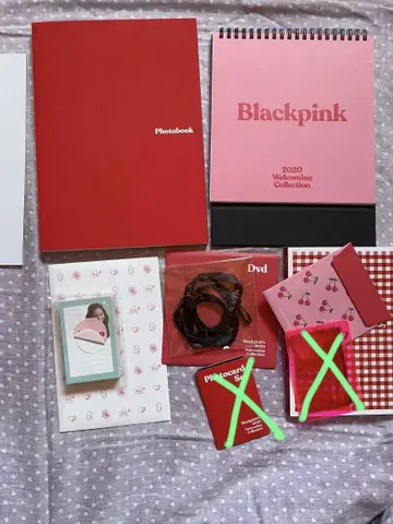 BLACKPINK welcoming collection