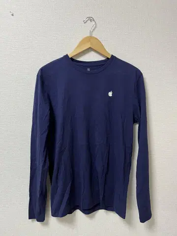 Apple 로고 네이비 긴팔 티셔츠 S 사이즈
