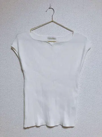하트컷 블라우스 화이트