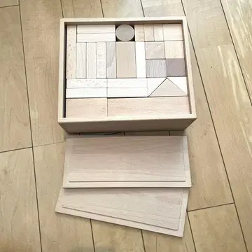 작은 목수 아저씨 쌓기 나무