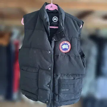 Canada Goose Arctic Program 블랙 다운 베스트