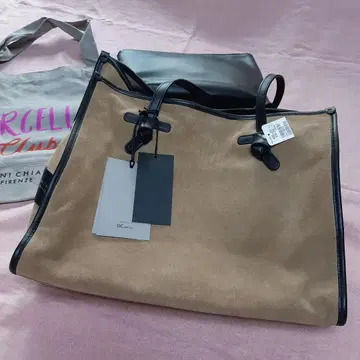 새상품 지아니카리니 토트