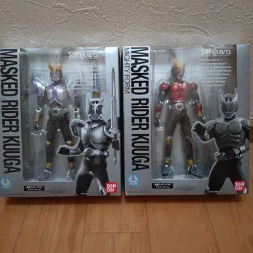 S.H.Figuarts 가면라이더 쿠우가 마이티 폼 타이탄 폼