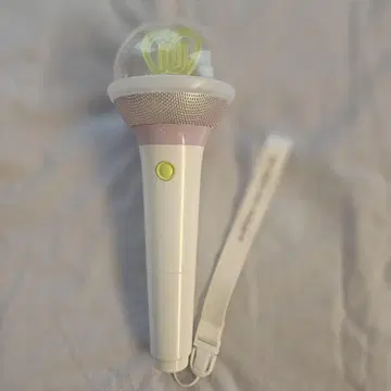 IU concert penlight I-KE 한번 사용, 박스 없음