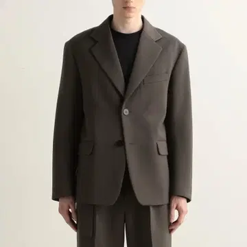 새상품 Edition 24 AW 정가 6.5만 자켓 투모로우랜드 구매