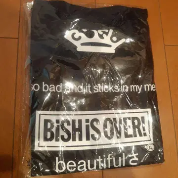 BISH IS OVER! 티셔츠 XL 블랙