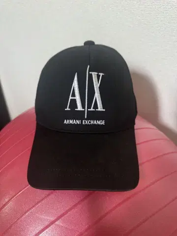 Armani Exchange A/X 블랙 캡