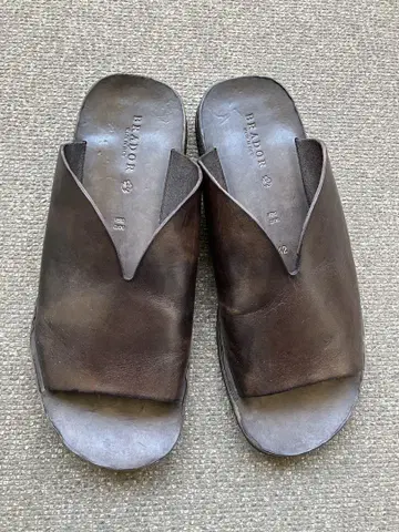 BRADOR 브라도르 샌들