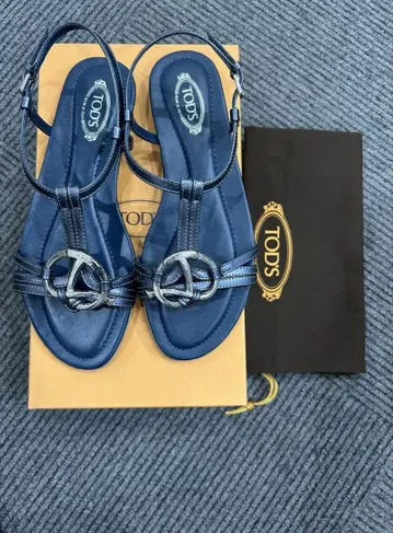 TOD'S 네이비 샌들