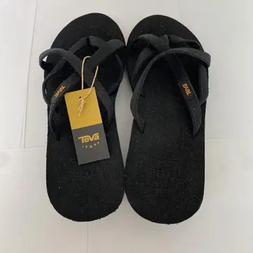 Teva 블랙 비치 샌들