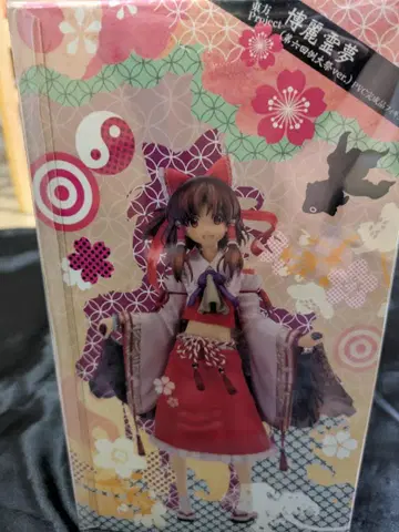 동방project 하쿠레이 레이무 PVC 피규어