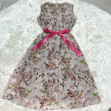 LAURA ASHLEY 슬리브리스 플리츠 롱 원피스 꽃무늬