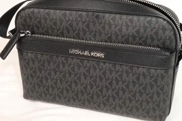 새상품급 MICHAEL KORS 블랙 숄더백