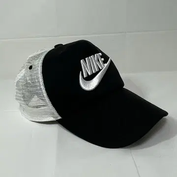 Nike 로고 메쉬 캡