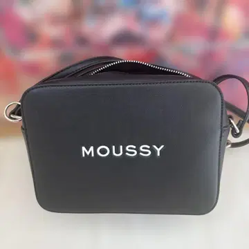 moussy 숄더백 블랙 중고