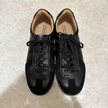 GERMAN TRAINeR 저먼 트레이너 유나이티드 애로우즈