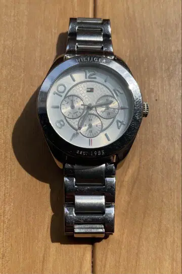 Tommy Hilfiger 크로노그래프 시계