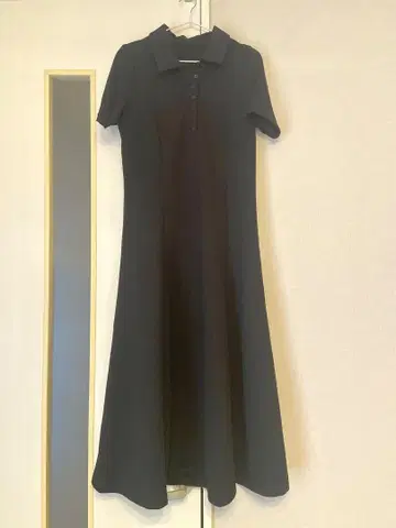 NOAHL 카라 부착 써멀 원피스
