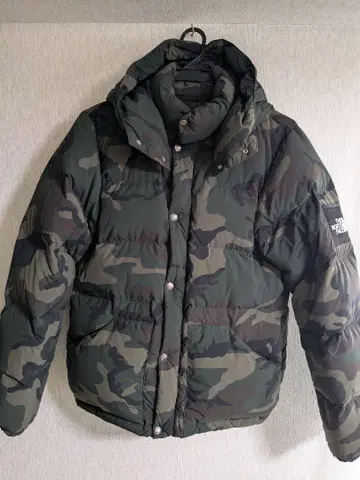 THE NORTH FACE 카모플라쥬 다운 자켓 L 사이즈