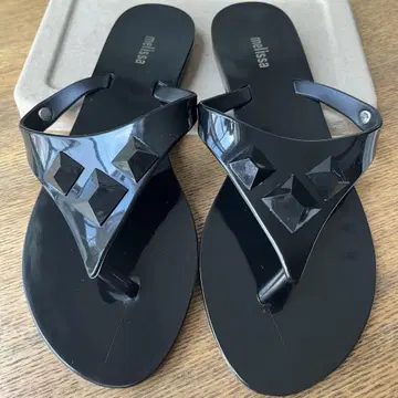 1회 사용 melissa (멜리사) 블랙 샌들 24cm
