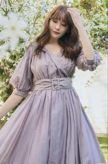 Herlipto Airy Volume Sleeve Dress