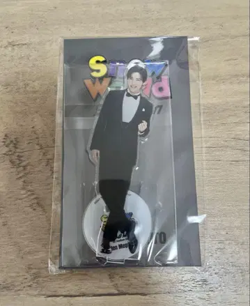 Snow Man 메구로 렌 아크릴 스탠드 Snow World