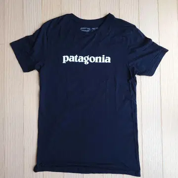 patagonia 블랙 티셔츠 S 슬림핏