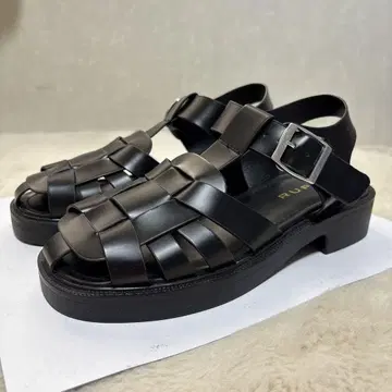 새상품급 블랙 구르카 샌들 24.5cm