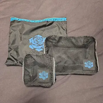 ado 바다를 넘어 산을 넘어, 트래블 파우치