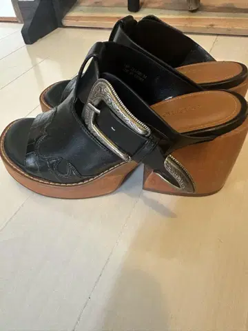 AZUL BY MOUSSY / 아즈 / 샌들 / 블랙 / M