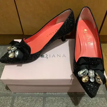 DIANA 펌프스 비쥬 글리터 스팽글 라메