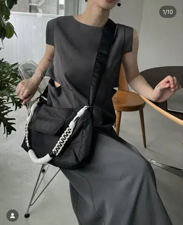 willfully out pocket big shoulder bag