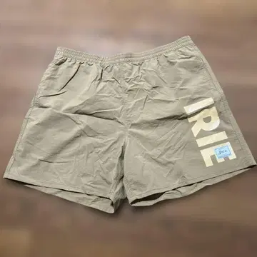 IRIE LIFE 베이지 숏팬츠