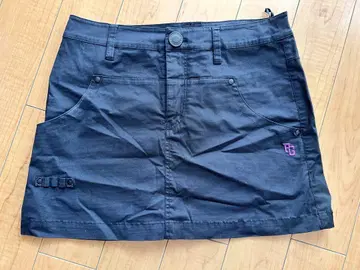 블랙 포켓 스커트