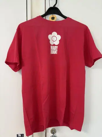 MARY QUANT 플라워 로고 T셔츠 XL 빨간색 새상품