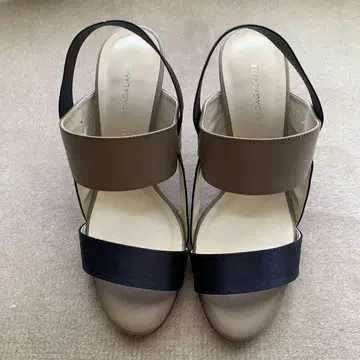 GALLARDA GALANTE 베이지 네이비 웨지 샌들 37