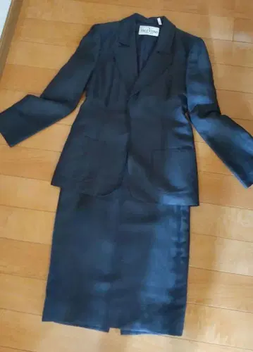 가격 인하 새상품급 발렌티노 퍼스트 라인 고급 린넨 수트 정가 50만