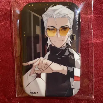 TO BE HERO X 수트 메탈릭 스퀘어 캔뱃지 X