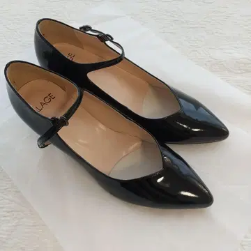 ALAGE 에나멜 블랙 펌프스 24cm 미사용 익명 배송