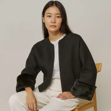 ADORE 블랙 노카라 자켓 퍼 포함 38