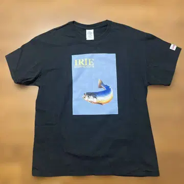 IRIE FISHING CLUB 블랙 티셔츠