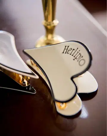herlipto Bicolor Heart Hair Clip